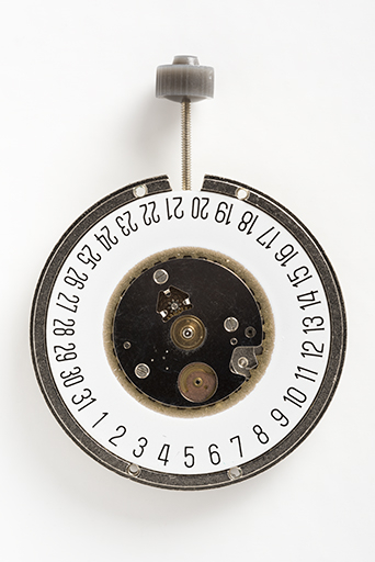 Mouvement France Ebauches FE 7221 : face côté cadran. © Sonia Dourlot / Région Bourgogne-Franche-Comté, Inventaire du patrimoine - 2017