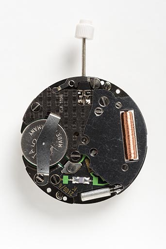 Mouvement de montre à quartz Isa 1198, à Villers-le-Lac, 4e quart 20e siècle. © Sonia Dourlot / Région Bourgogne-Franche-Comté, Inventaire du patrimoine - 2017