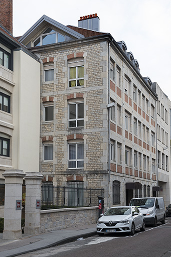 Vue depuis le sud. © Jérôme Mongreville / Région Bourgogne-Franche-Comté, Inventaire du patrimoine - 2017