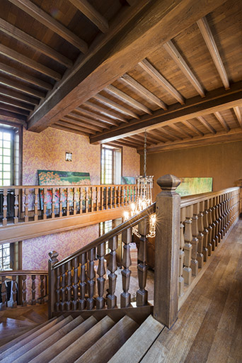 Le plafond à la française, hall d'entrée. © Jérôme Mongreville / Région Bourgogne-Franche-Comté, Inventaire du patrimoine - 2017 Le plafond à la française, hall d'entrée. © Jérôme Mongreville / Région Bourgogne-Franche-Comté, Inventaire du patrimoine - 2017