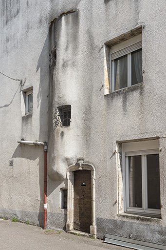 Maison à tour, rue Jean Bogé. © Jérôme Mongreville / Région Bourgogne-Franche-Comté, Inventaire du patrimoine - 2017