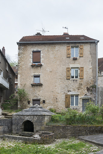 Le "vieux Port-sur-Saône", rue de la Fontaine. © Jérôme Mongreville / Région Bourgogne-Franche-Comté, Inventaire du patrimoine - 2017