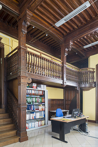 La mezzanine et sa balustrade. © Jérôme Mongreville / Région Bourgogne-Franche-Comté, Inventaire du patrimoine - 2017