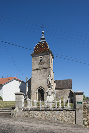 L'église et sa façade antérieure. © Jérôme Mongreville / Région Bourgogne-Franche-Comté, Inventaire du patrimoine - 2017