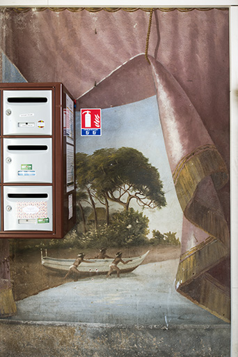 Départ de la 1ère volée (à gauche) : pêcheurs et leur barque. © Sonia Dourlot / Région Bourgogne-Franche-Comté, Inventaire du patrimoine - 2018