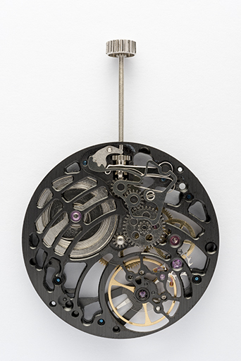 Mouvement noir, côté cadran. © Sonia Dourlot / Région Bourgogne-Franche-Comté, Inventaire du patrimoine - 2018