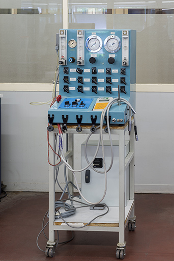 Banc de contrôle pour pièces à main et contres-angle. © Jérôme Mongreville / Région Bourgogne-Franche-Comté, Inventaire du patrimoine - 2018