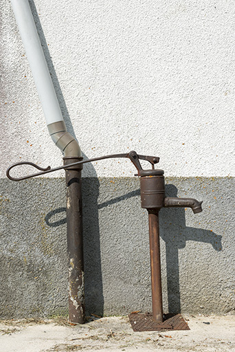 Pompe à eau Renaud (aux Fontenelles). © Sonia Dourlot / Région Bourgogne-Franche-Comté, Inventaire du patrimoine - 2018