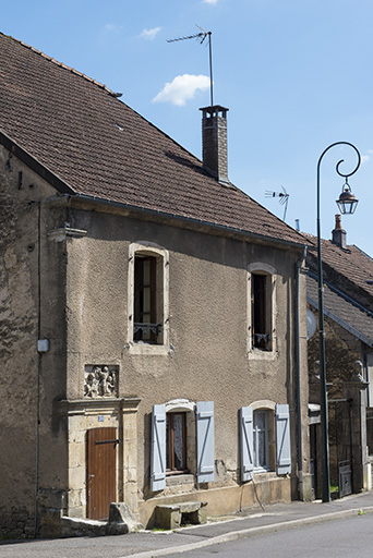 Façade antérieure. © Jérôme Mongreville / Région Bourgogne-Franche-Comté, Inventaire du patrimoine - 2018 Façade antérieure. © Jérôme Mongreville / Région Bourgogne-Franche-Comté, Inventaire du patrimoine - 2018