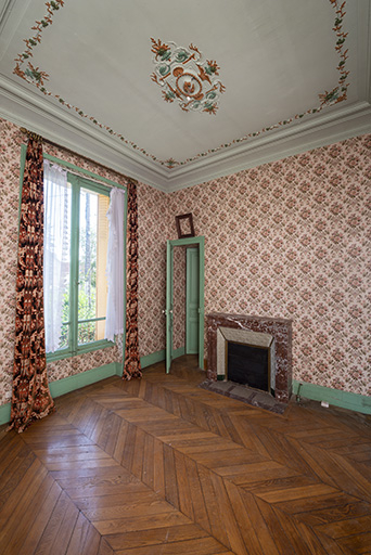 Rez-de-chaussée, petit salon. © Jérôme Mongreville / Région Bourgogne-Franche-Comté, Inventaire du patrimoine - 2018