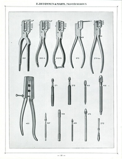 Tarif album n° 5. Fabrique d'outils E. Ducommun & Marti [catalogue de production, p. 48 : pinces aux yeux de ressorts et pinces à morille], [milieu 20e siècle]. © Laurent Poupard / Région Bourgogne-Franche-Comté, Inventaire du patrimoine - 2019