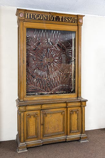 Meuble d'exposition Hugoniot-Tissot (musée de la Pince, Montécheroux). © Sonia Dourlot / Région Bourgogne-Franche-Comté, Inventaire du patrimoine - 2019 Meuble d'exposition Hugoniot-Tissot (musée de la Pince, Montécheroux). © Sonia Dourlot / Région Bourgogne-Franche-Comté, Inventaire du patrimoine - 2019