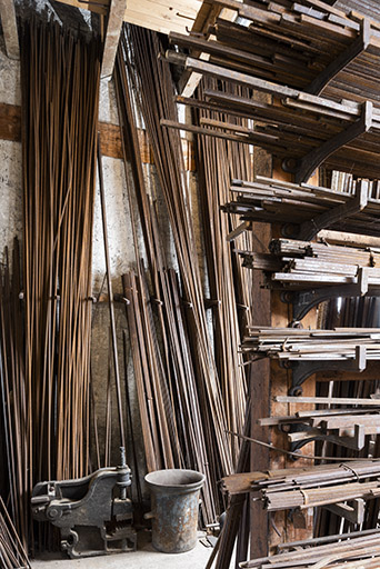 Entrepôt industriel : barres de fer en stock. © Sonia Dourlot / Région Bourgogne-Franche-Comté, Inventaire du patrimoine - 2019