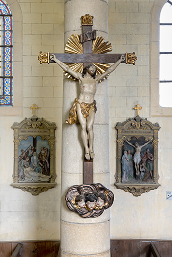 Croix de chaire. Vue de face. © Sonia Dourlot / Région Bourgogne-Franche-Comté, Inventaire du patrimoine - 2019 Croix de chaire. Vue de face. © Sonia Dourlot / Région Bourgogne-Franche-Comté, Inventaire du patrimoine - 2019