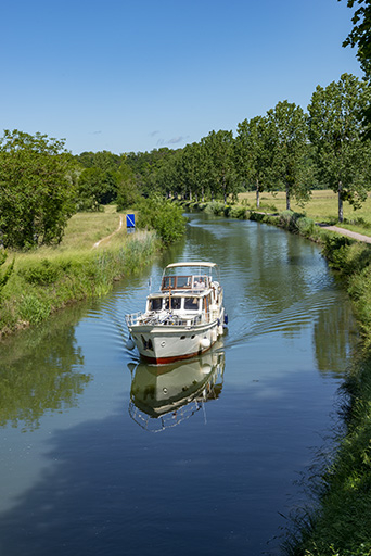 bief © Jérôme Mongreville / Région Bourgogne-Franche-Comté, Inventaire du patrimoine - 2019 bief © Jérôme Mongreville / Région Bourgogne-Franche-Comté, Inventaire du patrimoine - 2019
