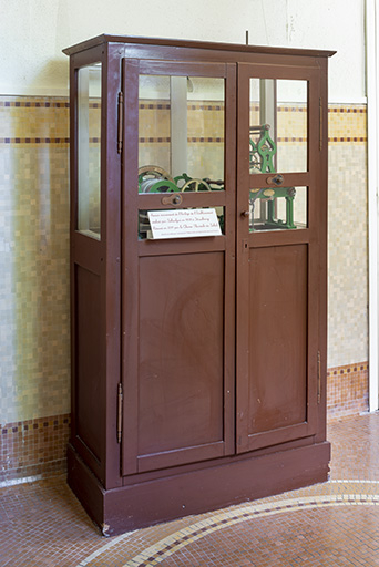 Vitrine du mécanisme, portes fermées. © Jérôme Mongreville / Région Bourgogne-Franche-Comté, Inventaire du patrimoine - 2020