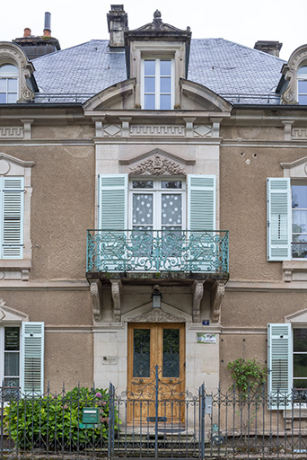 demeure © Jérôme Mongreville / Région Bourgogne-Franche-Comté, Inventaire du patrimoine - 2020 demeure © Jérôme Mongreville / Région Bourgogne-Franche-Comté, Inventaire du patrimoine - 2020