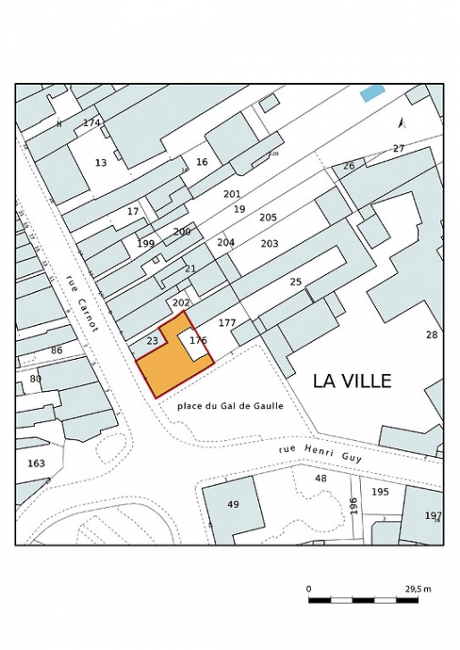 demeure © Pierre-Marie Barbe-Richaud / Région Bourgogne-Franche-Comté, Inventaire du patrimoine - 2021  demeure © Pierre-Marie Barbe-Richaud / Région Bourgogne-Franche-Comté, Inventaire du patrimoine - 2021