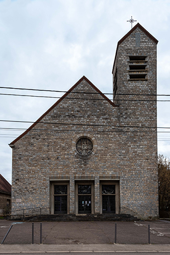 église © Aline Thomas / Région Bourgogne-Franche-Comté, Inventaire du patrimoine - 2022  église © Aline Thomas / Région Bourgogne-Franche-Comté, Inventaire du patrimoine - 2022