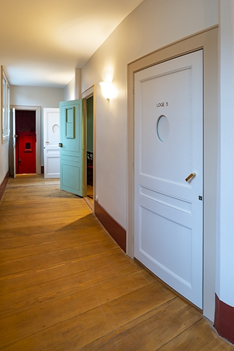 théâtre © Jérôme Mongreville / Région Bourgogne-Franche-Comté, Inventaire du patrimoine - 2022  théâtre © Jérôme Mongreville / Région Bourgogne-Franche-Comté, Inventaire du patrimoine - 2022