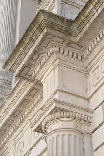 théâtre © Jérôme Mongreville / Région Bourgogne-Franche-Comté, Inventaire du patrimoine - 2022  théâtre © Jérôme Mongreville / Région Bourgogne-Franche-Comté, Inventaire du patrimoine - 2022