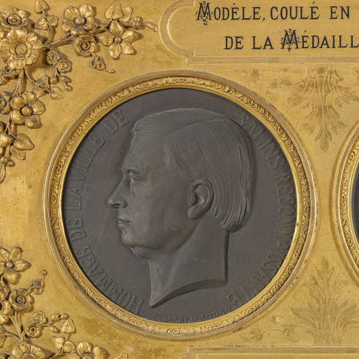 médaille © Thierry Kuntz / Région Bourgogne-Franche-Comté, Inventaire du patrimoine - 2022  médaille © Thierry Kuntz / Région Bourgogne-Franche-Comté, Inventaire du patrimoine - 2022