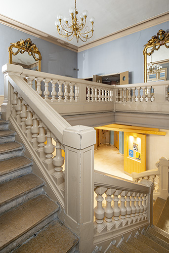 salle de spectacle © Jérôme Mongreville / Région Bourgogne-Franche-Comté, Inventaire du patrimoine - 2023  salle de spectacle © Jérôme Mongreville / Région Bourgogne-Franche-Comté, Inventaire du patrimoine - 2023