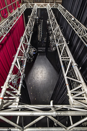 salle de spectacle © Jérôme Mongreville / Région Bourgogne-Franche-Comté, Inventaire du patrimoine - 2023  salle de spectacle © Jérôme Mongreville / Région Bourgogne-Franche-Comté, Inventaire du patrimoine - 2023