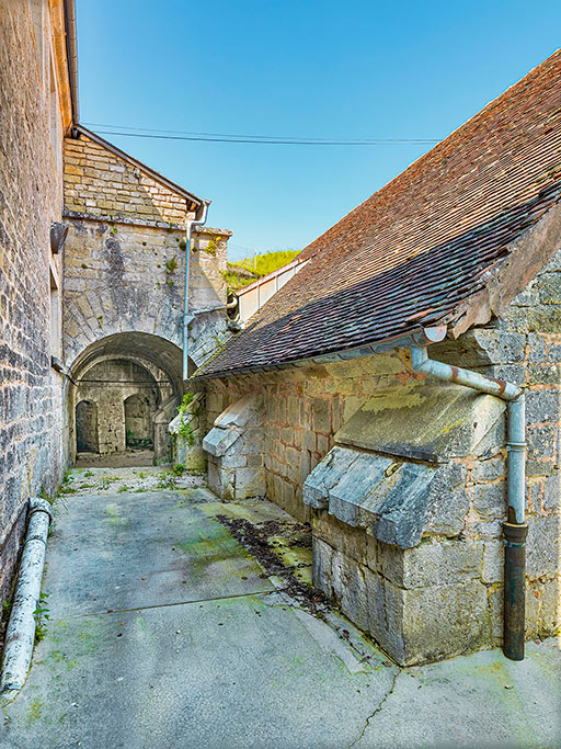 fort poudrière © Thierry Kuntz / Région Bourgogne-Franche-Comté, Inventaire du patrimoine - 2023  fort poudrière © Thierry Kuntz / Région Bourgogne-Franche-Comté, Inventaire du patrimoine - 2023