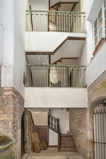  bassin de fontaine © Jérôme Mongreville / Région Bourgogne-Franche-Comté, Inventaire du patrimoine - 2024