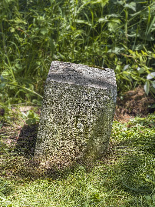  borne © Thierry Kuntz / Région Bourgogne-Franche-Comté, Inventaire du patrimoine - 2025